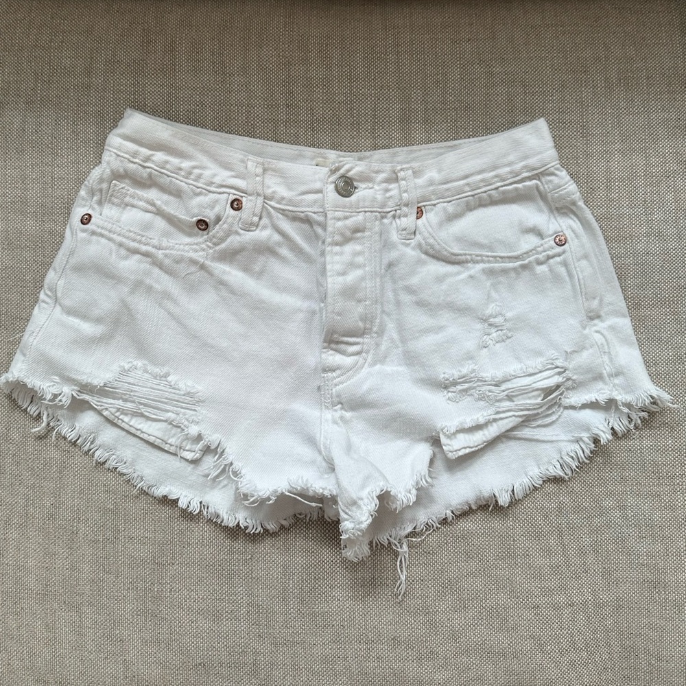 FREE PEOPLE 🤍 White Jean Shorts